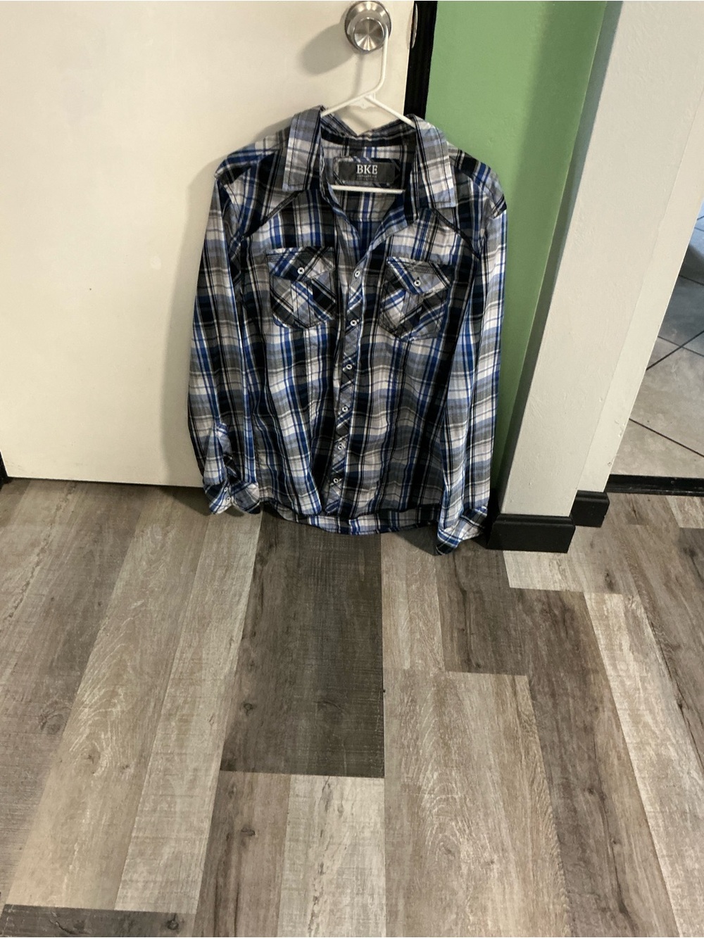 BKE Men’s Blue and Gray Plaid Casual Button-Down Shirt